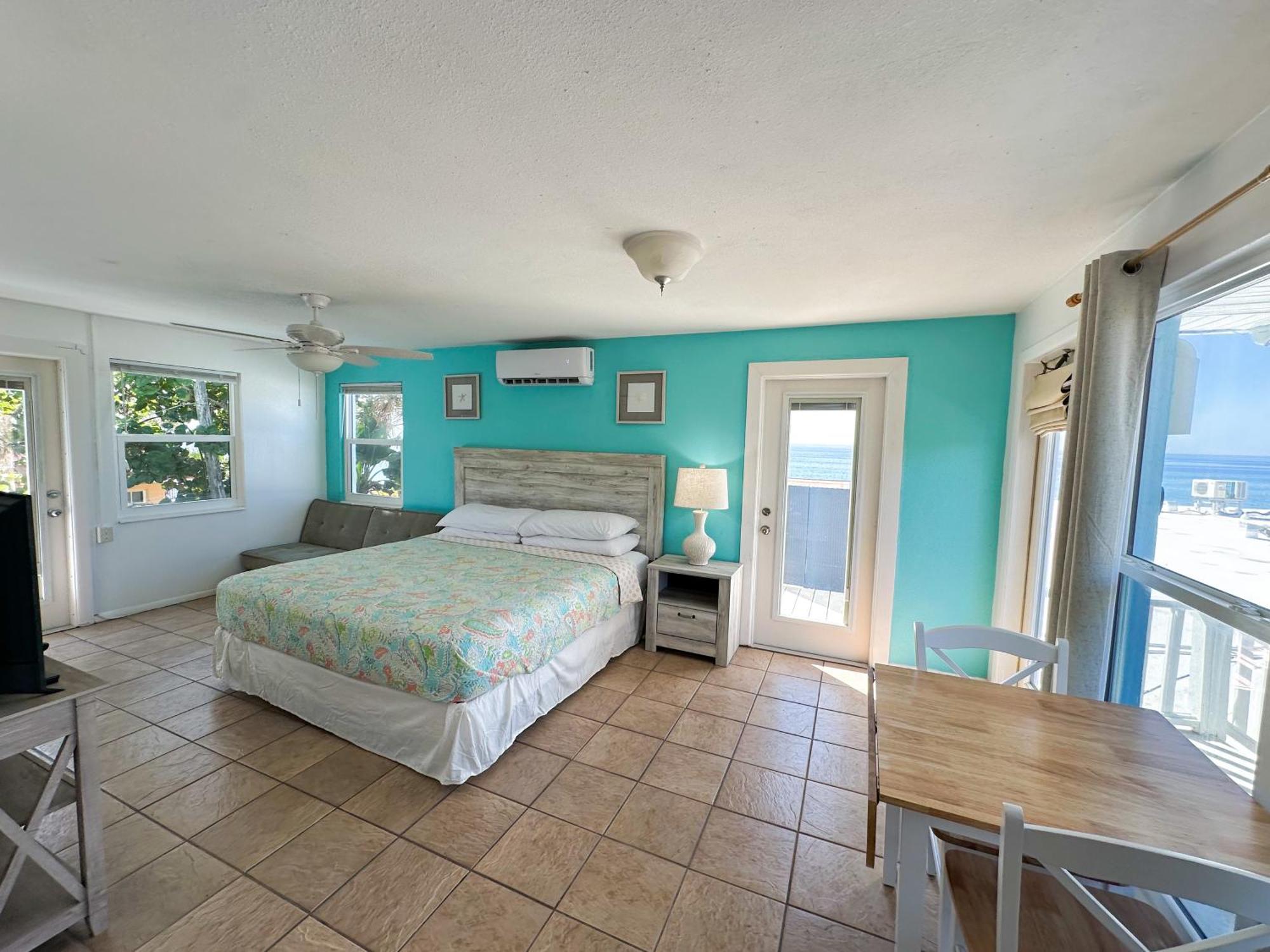 אנגלווד Pearl Beach Inn מראה חיצוני תמונה