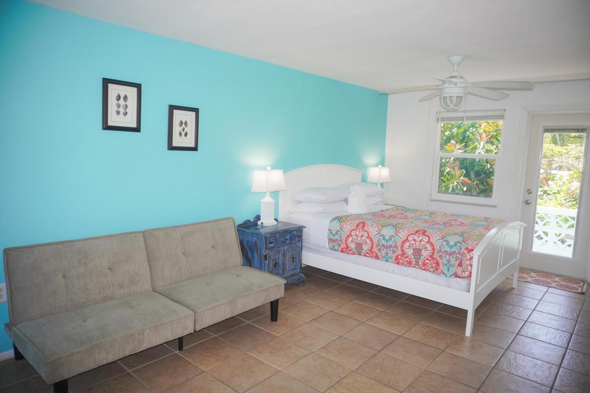 אנגלווד Pearl Beach Inn מראה חיצוני תמונה