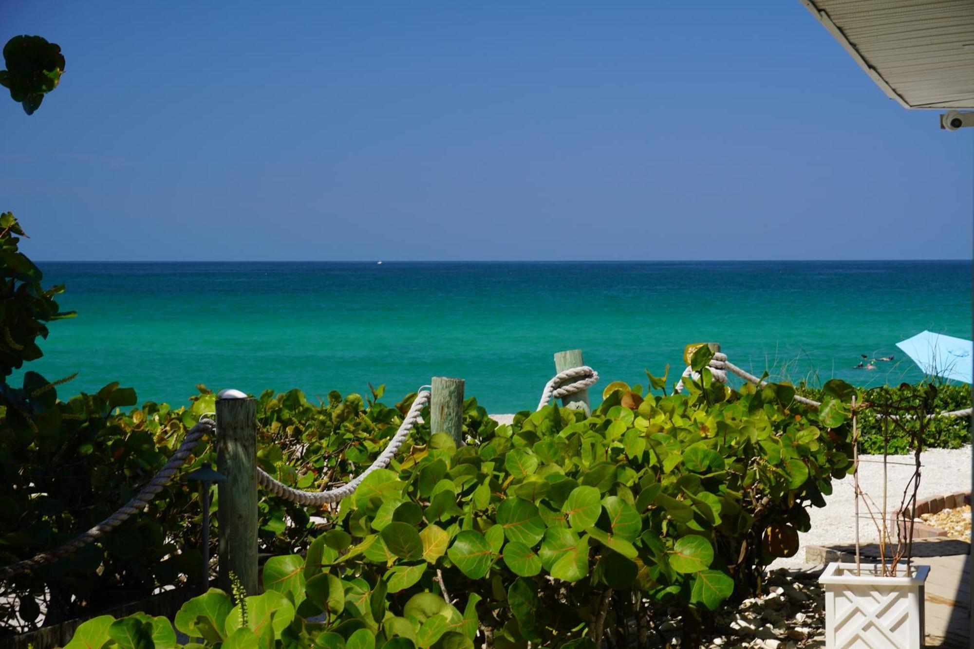 אנגלווד Pearl Beach Inn מראה חיצוני תמונה