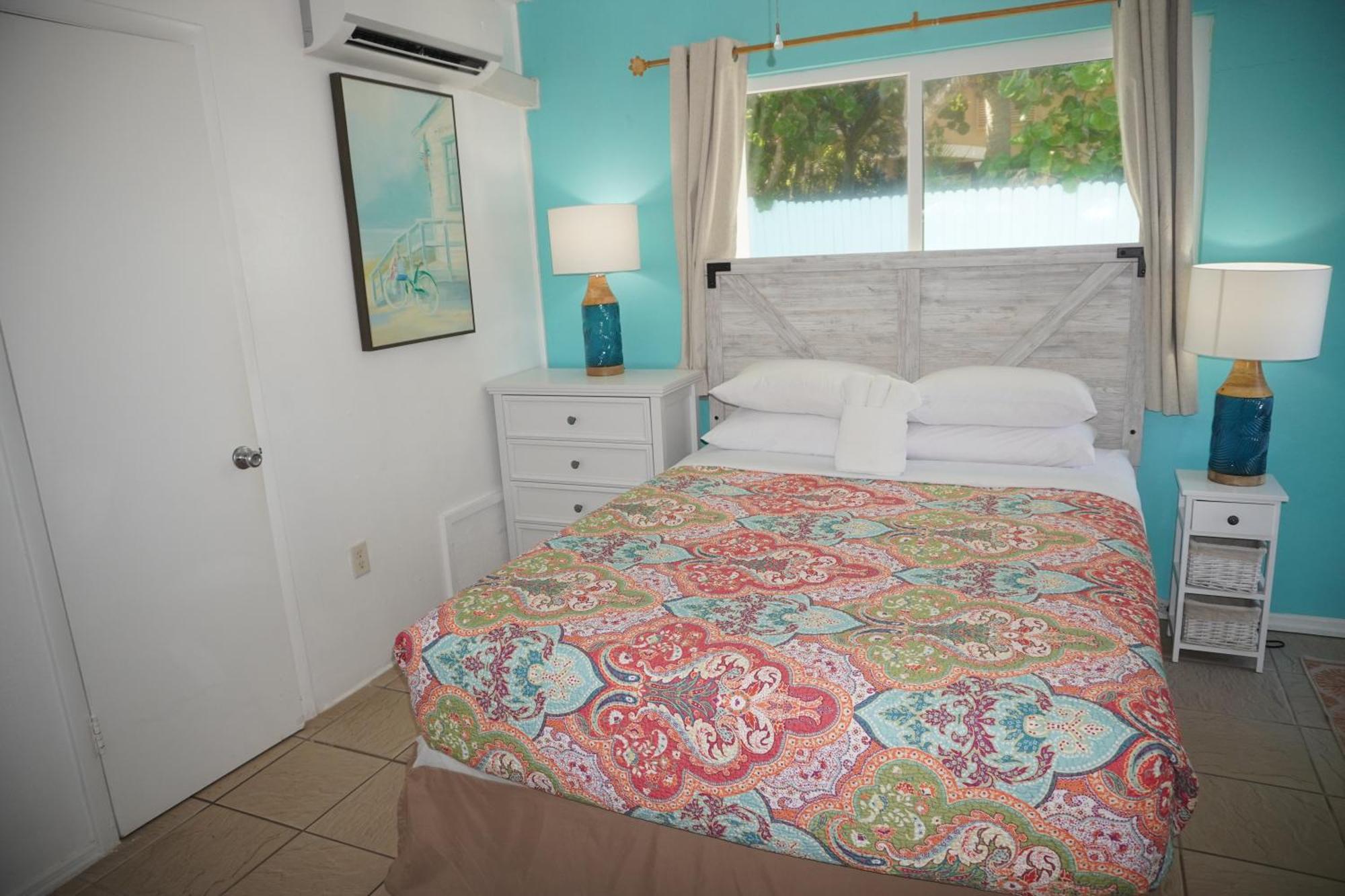 אנגלווד Pearl Beach Inn מראה חיצוני תמונה